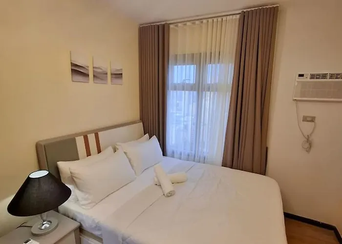 3br Pent -100sqm-15pax -free Parking -pet -moa,picc,wtc,ccp Manila