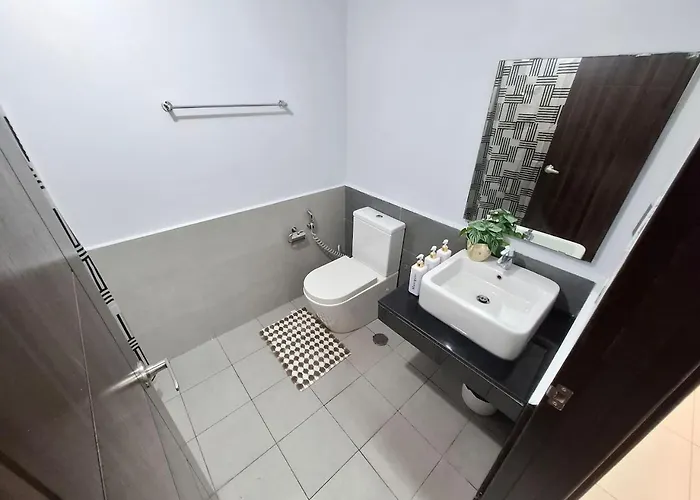 Apartamento 3br Pent -100sqm-15pax -free Parking -pet -moa,picc,wtc,ccp Manila