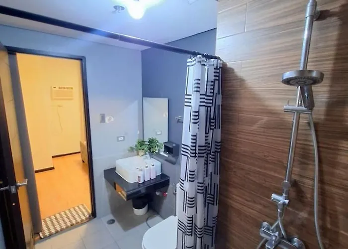 3br Pent -100sqm-15pax -free Parking -pet -moa,picc,wtc,ccp Apartamento Manila