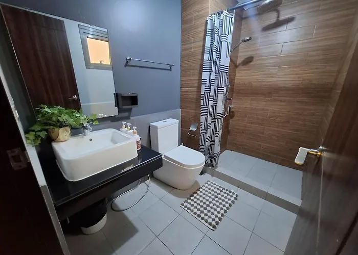 3br Pent -100sqm-15pax -free Parking -pet -moa,picc,wtc,ccp * Manila