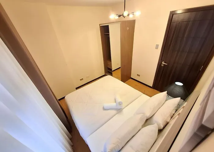 3br Pent -100sqm-15pax -free Parking -pet -moa,picc,wtc,ccp