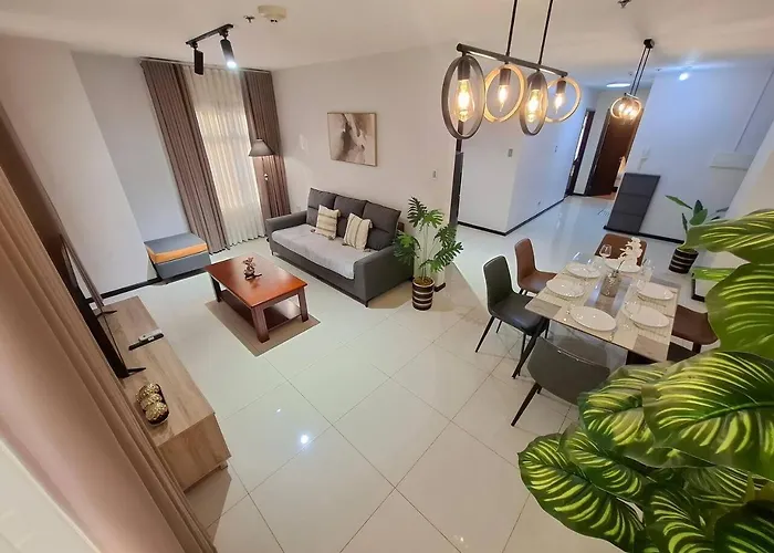 Apartamento 3br Pent -100sqm-15pax -free Parking -pet -moa,picc,wtc,ccp Manila