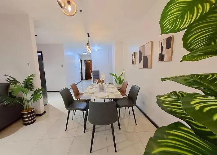 Apartamento 3br Pent -100sqm-15pax -free Parking -pet -moa,picc,wtc,ccp Manila