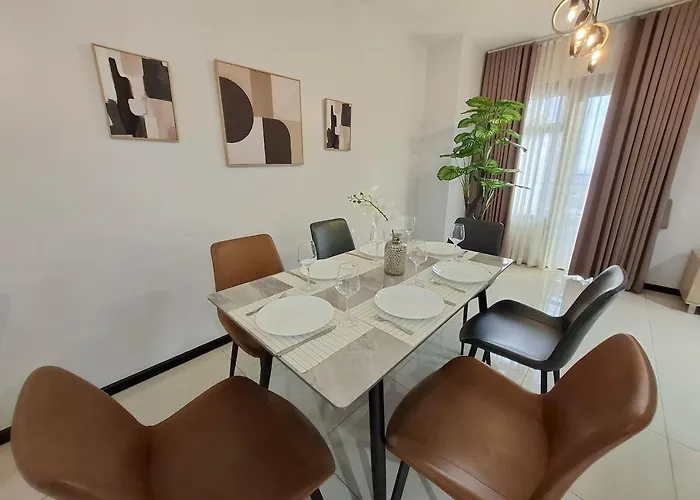 Apartamento 3br Pent -100sqm-15pax -free Parking -pet -moa,picc,wtc,ccp *
