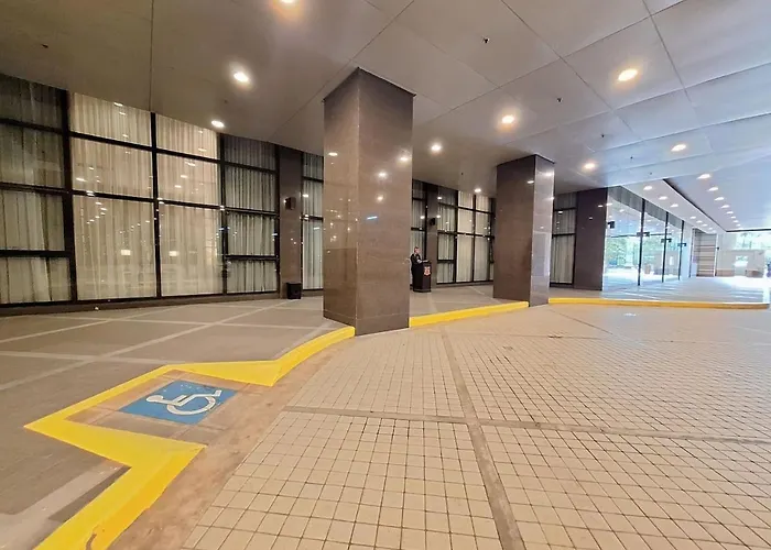 3br Pent -100sqm-15pax -free Parking -pet -moa,picc,wtc,ccp * Manila