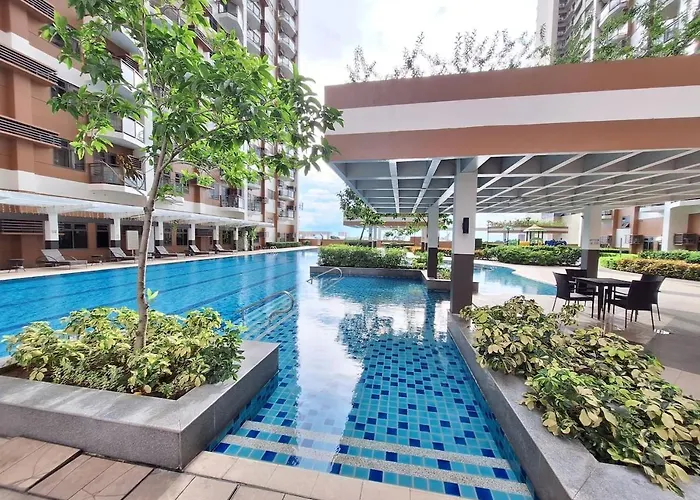 3br Pent -100sqm-15pax -free Parking -pet -moa,picc,wtc,ccp Manila